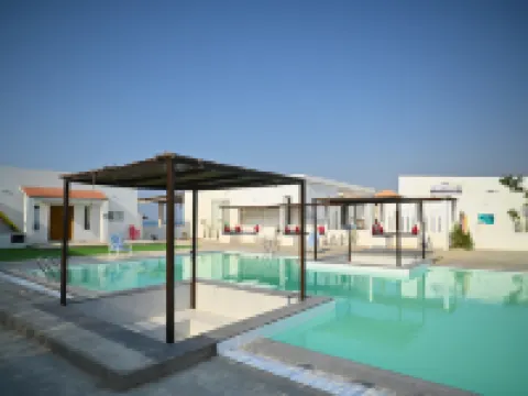 The Cove - Beach Resort & Club