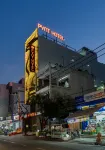 Pynt Hotel 5 Hotels near Tan Phu District