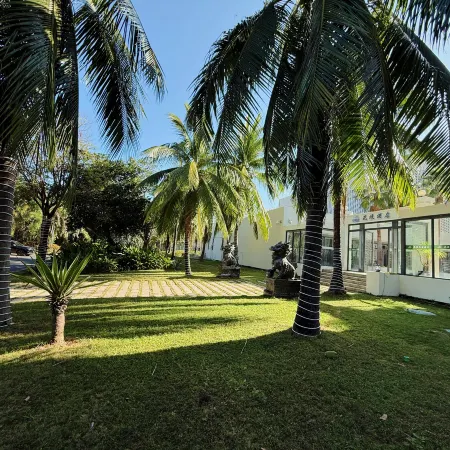 Huaman Hotel (Lingshui Clear Water Bay)