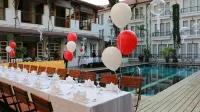 Hotel Boundary - Breakfast