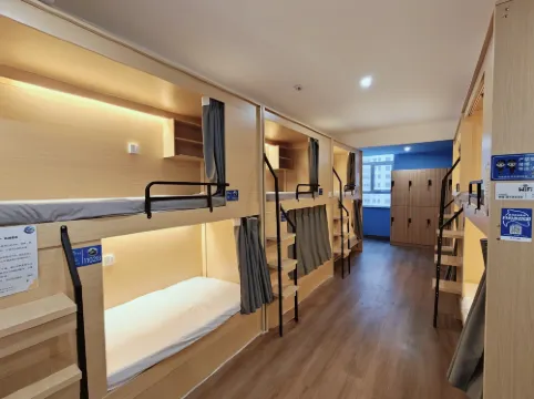 Whale City Hostel