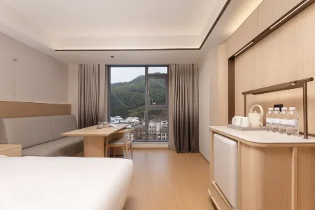 JI Hotel (Huangshan Scenic Area South Gate Transfer Center Tangkou)