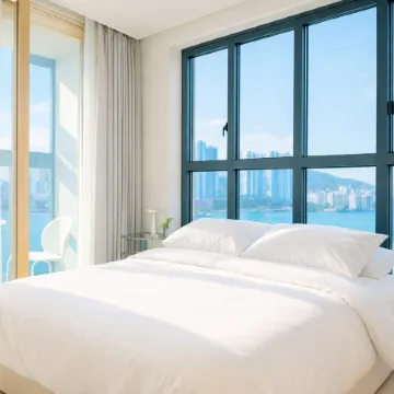 EL Stay Ocean View Hotel, Yeongdo, Busan Отели рядом с достопримечательностью «Храм Посонса»