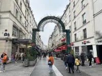 Central apartment near the Louvre & Marais