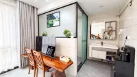 Dark rain drenches fine residential accommodation - พร้อมอาหารเช้า