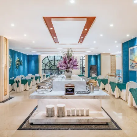 YingJiang SHIMIWADI Hotel