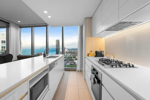 Broadbeach Ocean View Luxury Residences - The Signature - Balcony