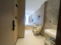Xurihai Homestay (Gold Coast Luogjia Temple) - Beach