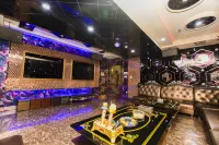 Ruiyi International Hotel - bar