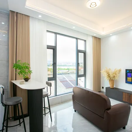 Zhixia Homestay (Mile Huquan Ecological Park)