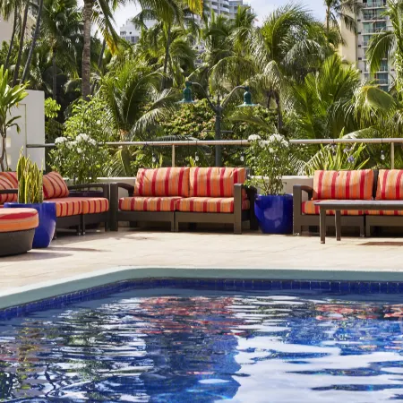 DoubleTree by Hilton Alana - Waikiki Beach