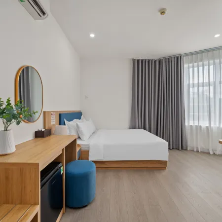 VORYA HOTEL DANANG BEACH Отели рядом с достопримечательностью «Marble Moutain»