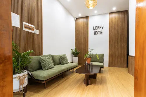 Leafy Home Hue