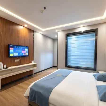 Pingyu Qianjiangyuan Theme Hotel (People's Hospital)