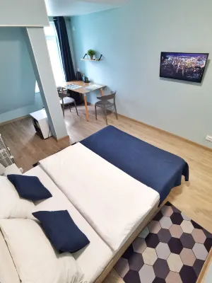Atika Mini Hotel レイルロードスクエア周辺のホテル