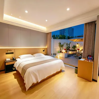 FU  HE  YIN  XIANG  HOTEL Отели рядом с достопримечательностью «Цзиньцзян»