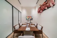 IDIOM HOTEL