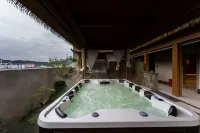 White Tea Realm  Cultural Hotel - Spa
