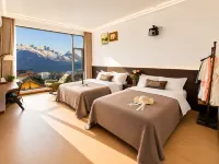 Snow·Wanfeng Valley | Golden Peak View·Snow Mountain View Villa (Baisha Ancient Town Branch