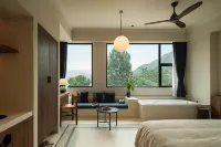 Xipo · Huating Lake Vacation Apartment