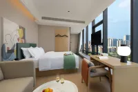 ELONG L.RAY (Guangzhou Huadu Sunac Resort Baiyun International Airport) - Frühstück