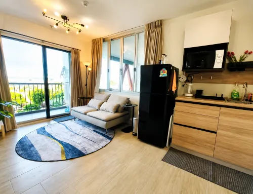 Central Comfy Airy - Condos