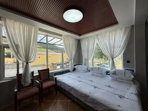 Yunyu Mountain Lodge - Mountain view