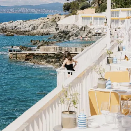 Les Roches Rouges, a Beaumier Hotel