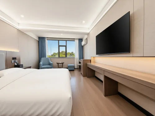 Hualong Hotel (Baiyin Jingtai Jingdian Avenue) - parking