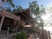 Batanta Explorers Homestay - breakfast