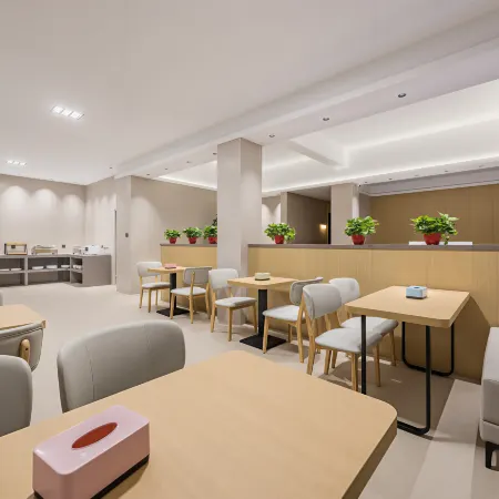 Homeinn Pebble Hotel (Chifeng Aohan Banner)