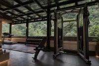 Self-Healing Forest Therapy - parking