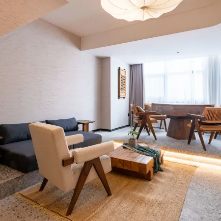 Yunfuli Hidden Homestay Anyue Lemon Flower City Private Hot Spring B&B