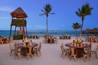 Secrets Akumal Riviera Maya Hotels in Akumal