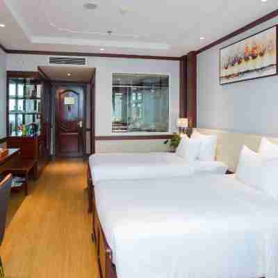 Van Phat Riverside Hotel Rooms