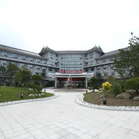Hailanjiang Hotel Отели в г. Лунцзин