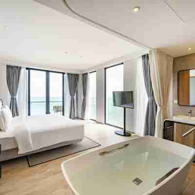 Anya Premier Beachfront Hotel Quy Nhon Rooms