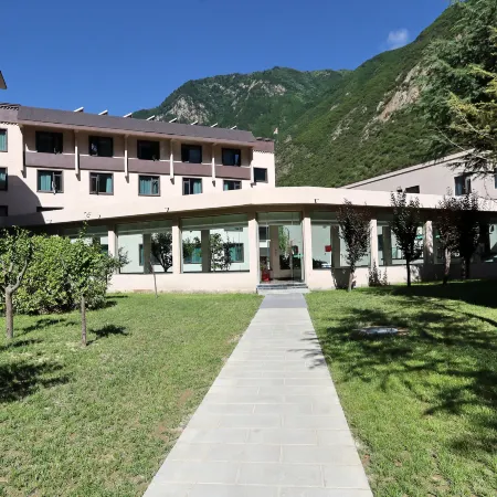 Qianhe Rezen Hotel