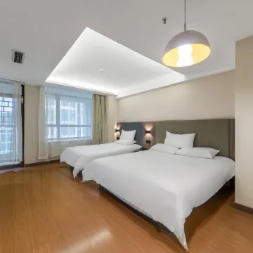 Licheng Hotel (Leshan Jiaxing Road Food Street)