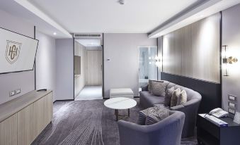 Grace Hotel