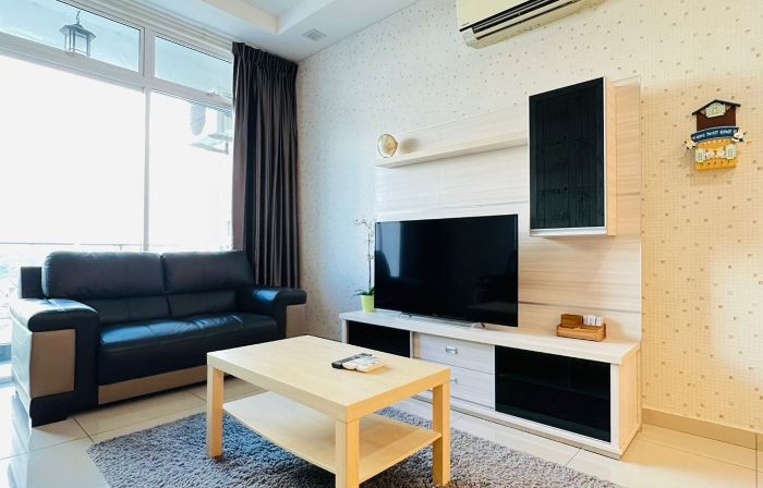 The Senai Garden Apartment Near Senai Airport&Jpo