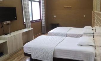 Huixian Laiyunge Inn