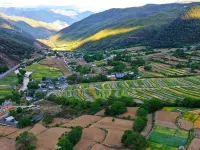 Weixi Yueting Yushe Hotels in Weixi Lisu Autonomous County