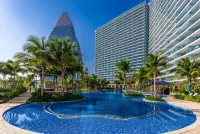 Sanya  Yunhai International Sea View Resort Hotel Hotels near MAKE UP FOR EVER Sanya International Duty Free Shopping Complex