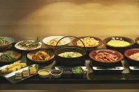 hotel MONday Kyoto Karasuma Nijo - sarapan