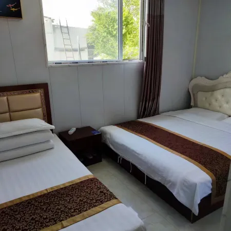Ulan Jinshengdi Inn