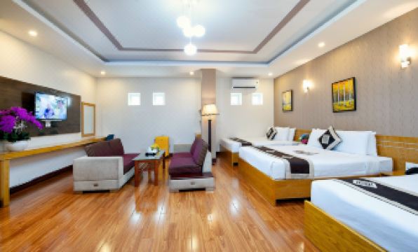 Eden Garden Hotel - Housity