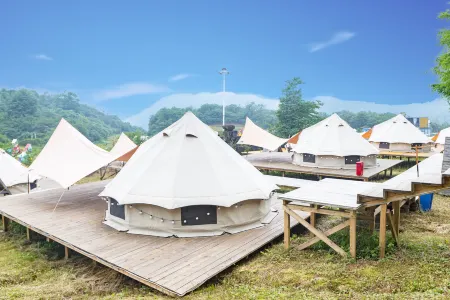 Deep breaths at Xiling Snow Mountain Campground