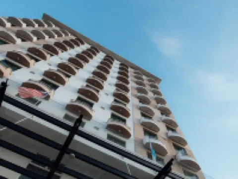 LA Hotel Tawau タワウのホテル