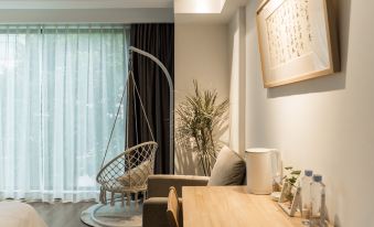 Nanxi River Encounter · Same Boat B&B
